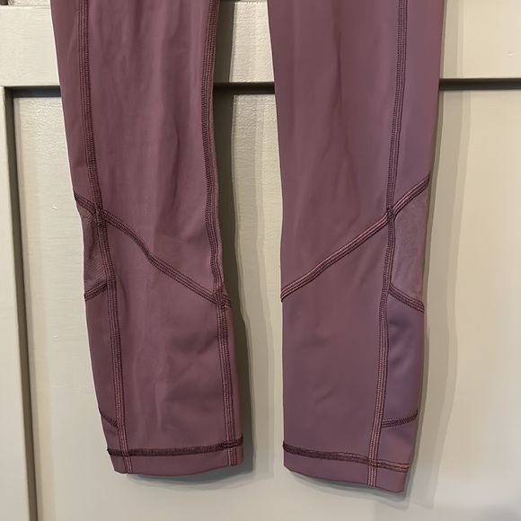 LULULEMON Pace Rival Crop *22" Running Workout Leggings in Cherry Cola Size 2 - Picture 14 of 16